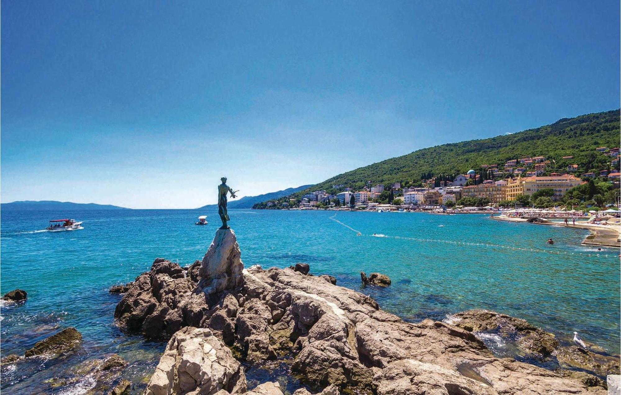 Stunning Apartment In Volosko With House Sea View 外观 照片